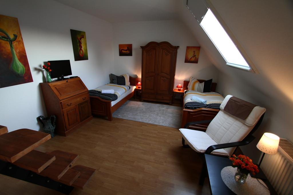 Christianes Gaestehaus Düsseldorf Esterno foto