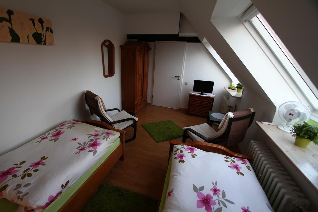 Christianes Gaestehaus Düsseldorf Esterno foto